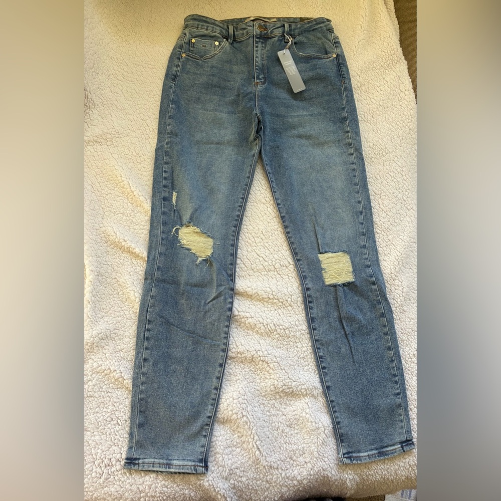 Tractr NEW Med Wash Blue Skinny Diane Mid Rise Distressed Indigo Jeans Size 8